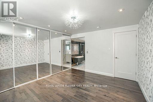 Main Floor - 12 Gondola Crescent, Brampton, Ontario  L6S 1W6 - Photo 19 - W12606404