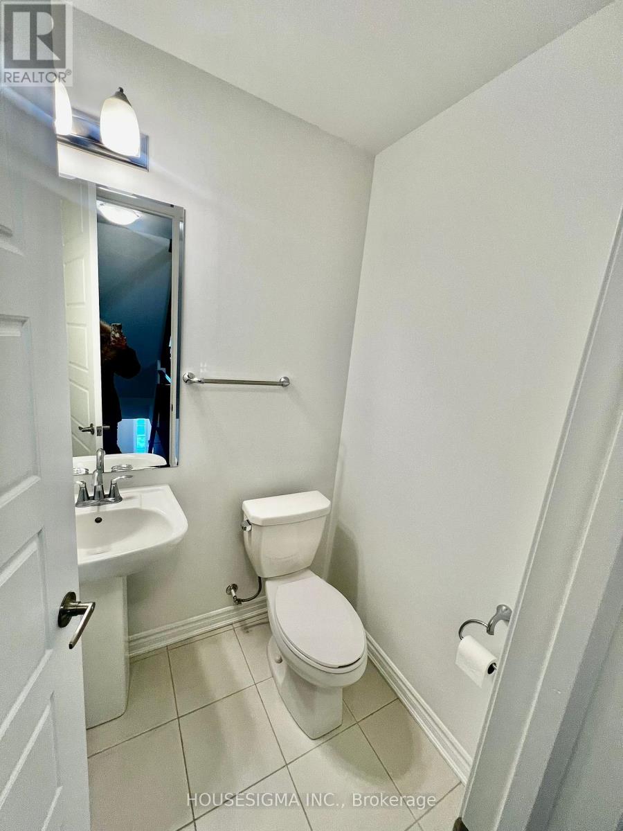 3112 William Cutmore Boulevard, Oakville, Ontario  L6H 7X1 - Photo 11 - W12606410