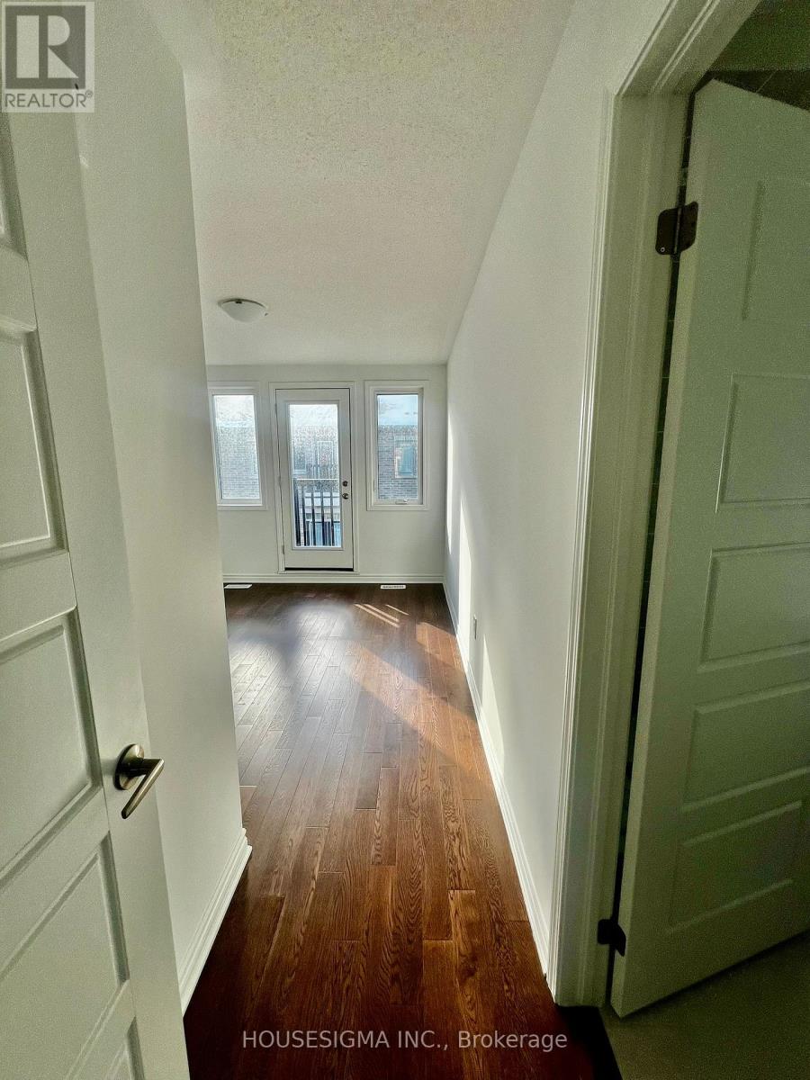 3112 William Cutmore Boulevard, Oakville, Ontario  L6H 7X1 - Photo 15 - W12606410