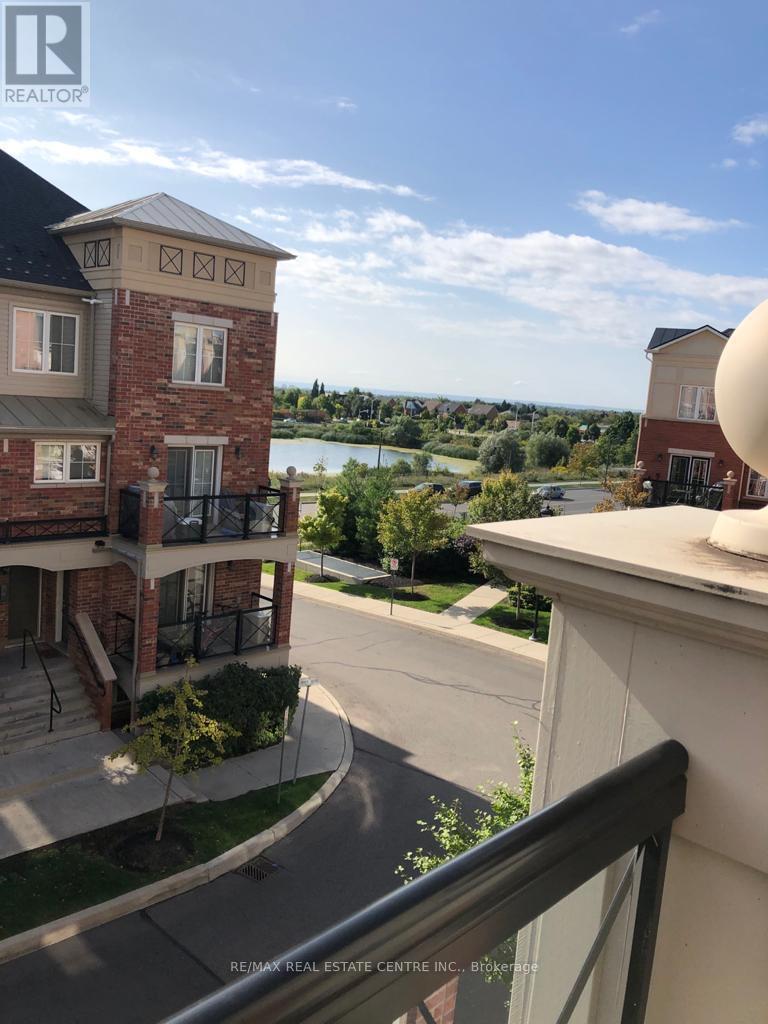 9 - 47 HAYS BOULEVARD, Oakville, Ontario