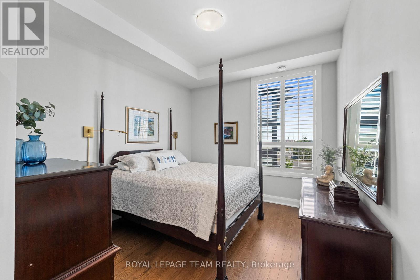 301 - 110 Cortile Private, Ottawa, Ontario  K1V 2S8 - Photo 19 - X12606148