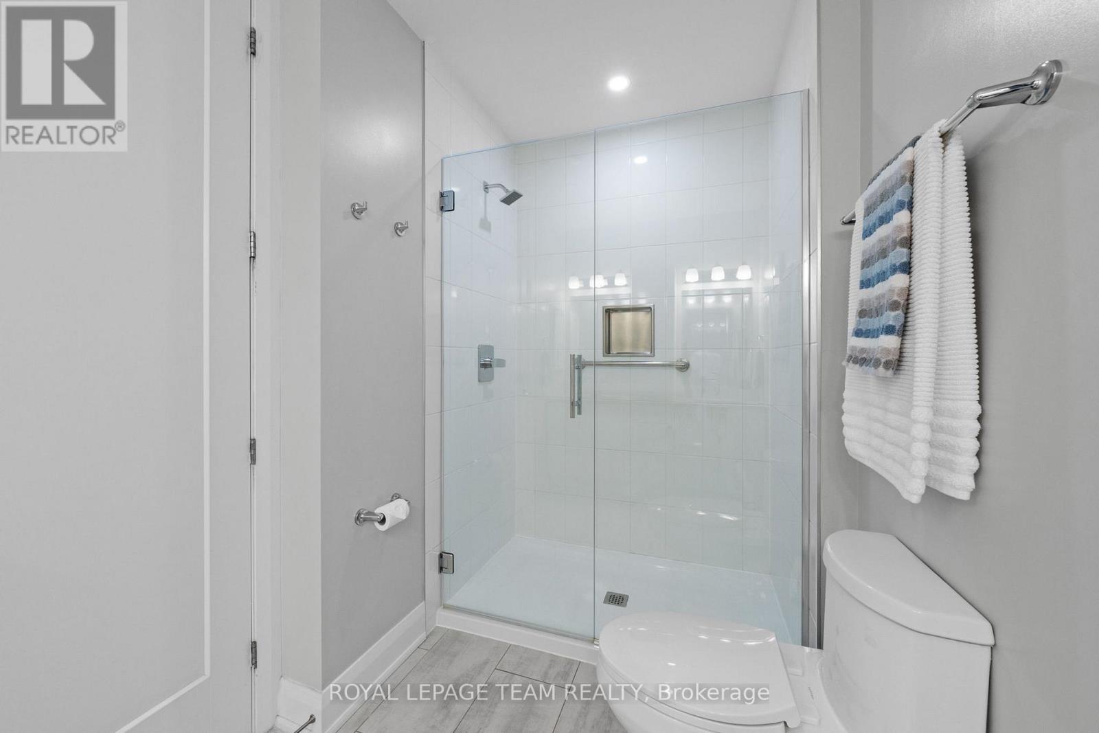 301 - 110 Cortile Private, Ottawa, Ontario  K1V 2S8 - Photo 24 - X12606148