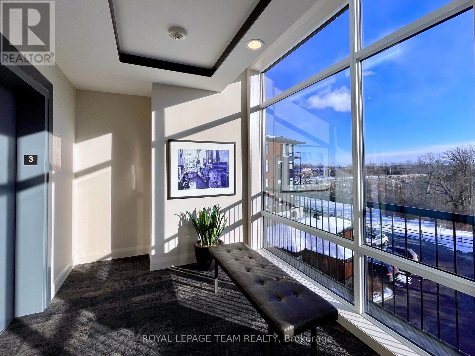 301 - 110 Cortile Private, Ottawa, Ontario  K1V 2S8 - Photo 4 - X12606148