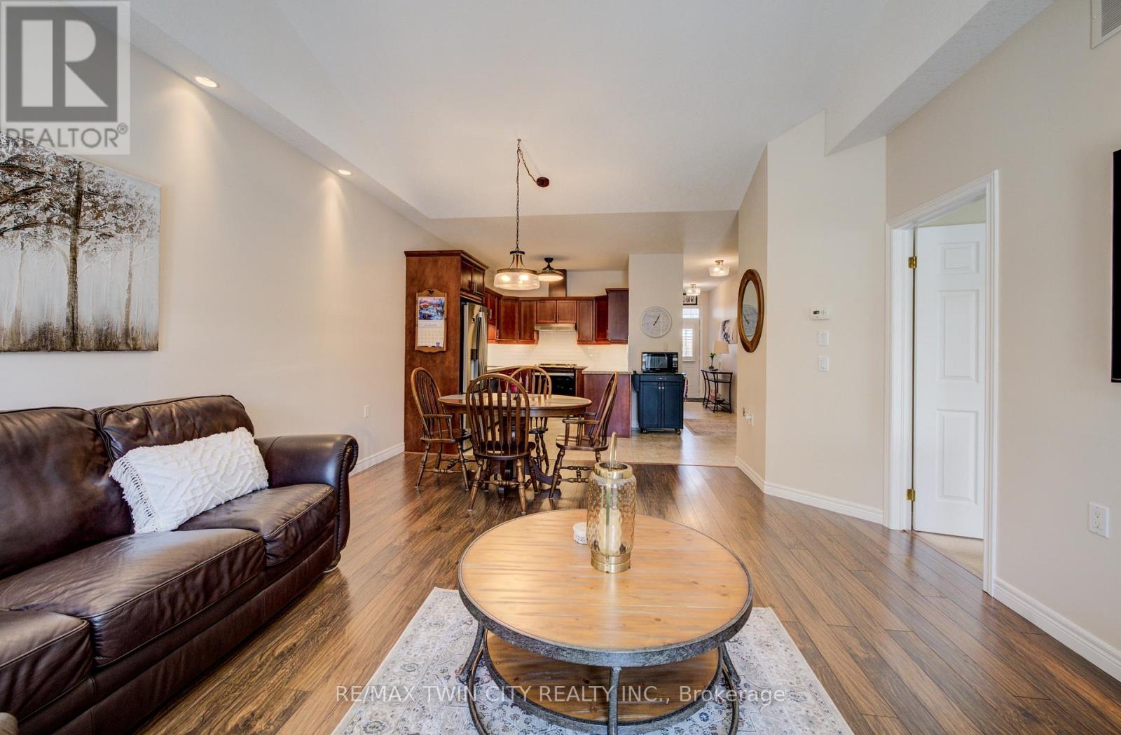 15 - 34 Livingston Boulevard, Wilmot, Ontario  N3A 4M7 - Photo 16 - X12606350