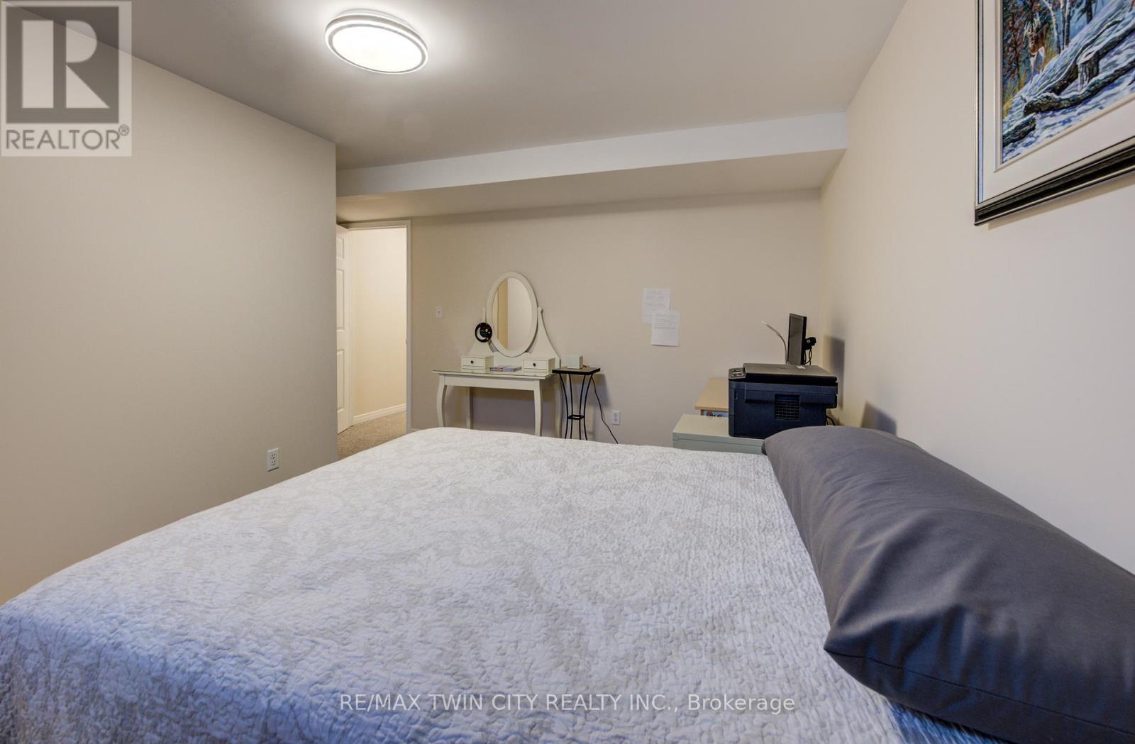 15 - 34 Livingston Boulevard, Wilmot, Ontario  N3A 4M7 - Photo 31 - X12606350