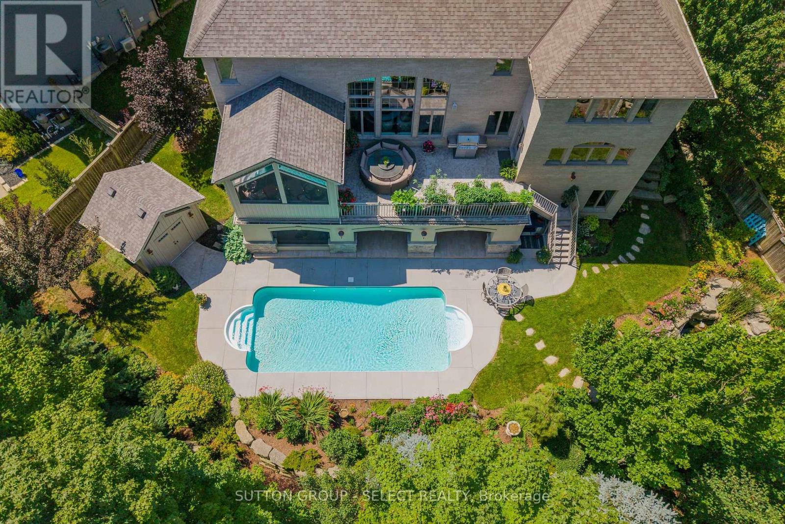 565 Eagletrace Drive, London North, Ontario  N6G 0E8 - Photo 1 - X12606418