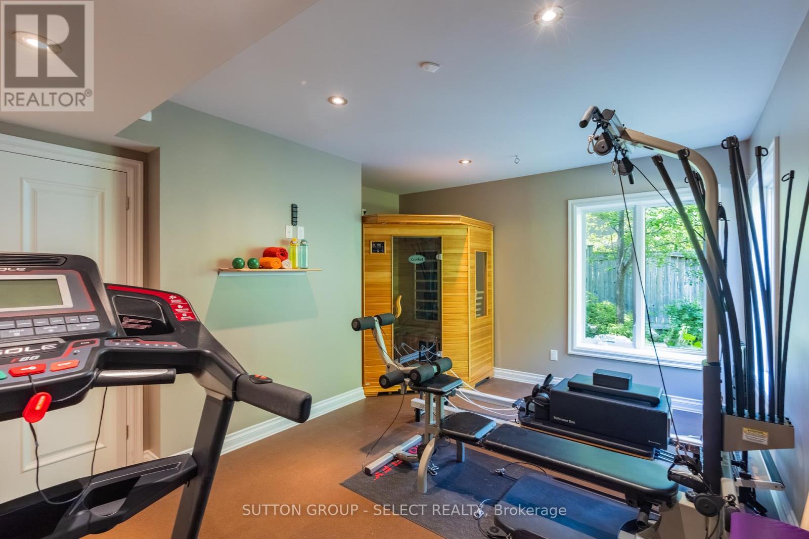 565 Eagletrace Drive, London North, Ontario  N6G 0E8 - Photo 39 - X12606418