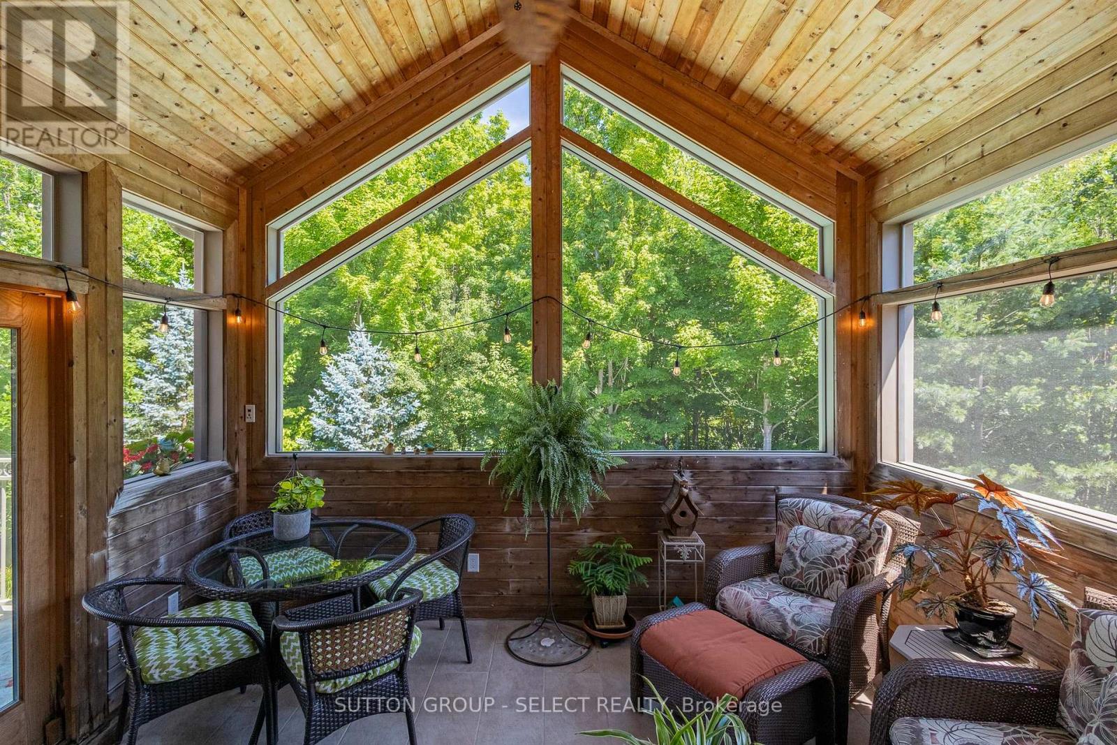 565 Eagletrace Drive, London North, Ontario  N6G 0E8 - Photo 8 - X12606418