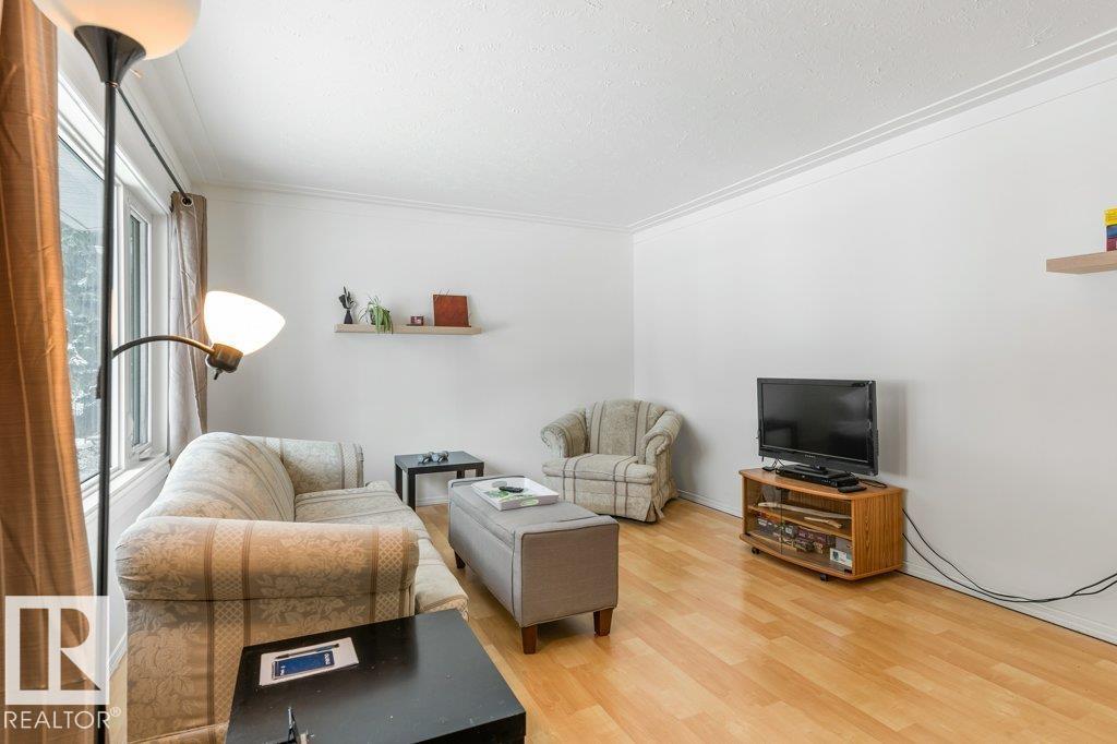 9 Mural Cr, St. Albert, Alberta  T8N 1J8 - Photo 3 - E4467572