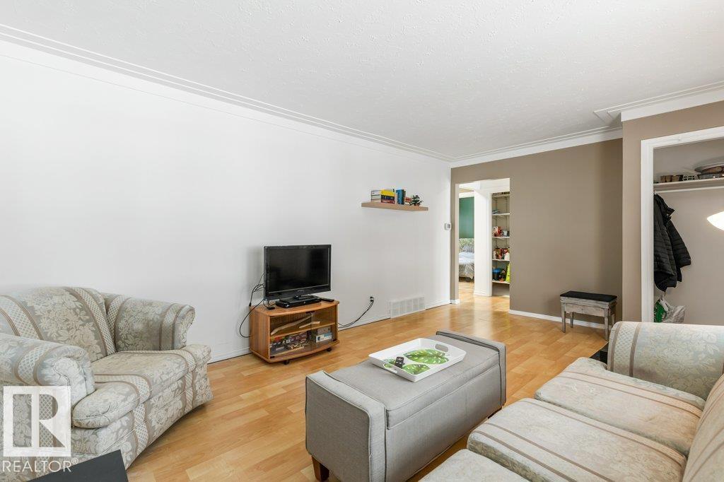 9 Mural Cr, St. Albert, Alberta  T8N 1J8 - Photo 5 - E4467572