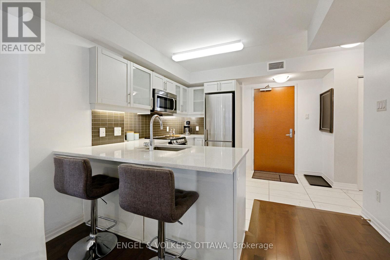 707 - 195 Besserer Street, Ottawa, Ontario  K1N 0B6 - Photo 15 - X12606502