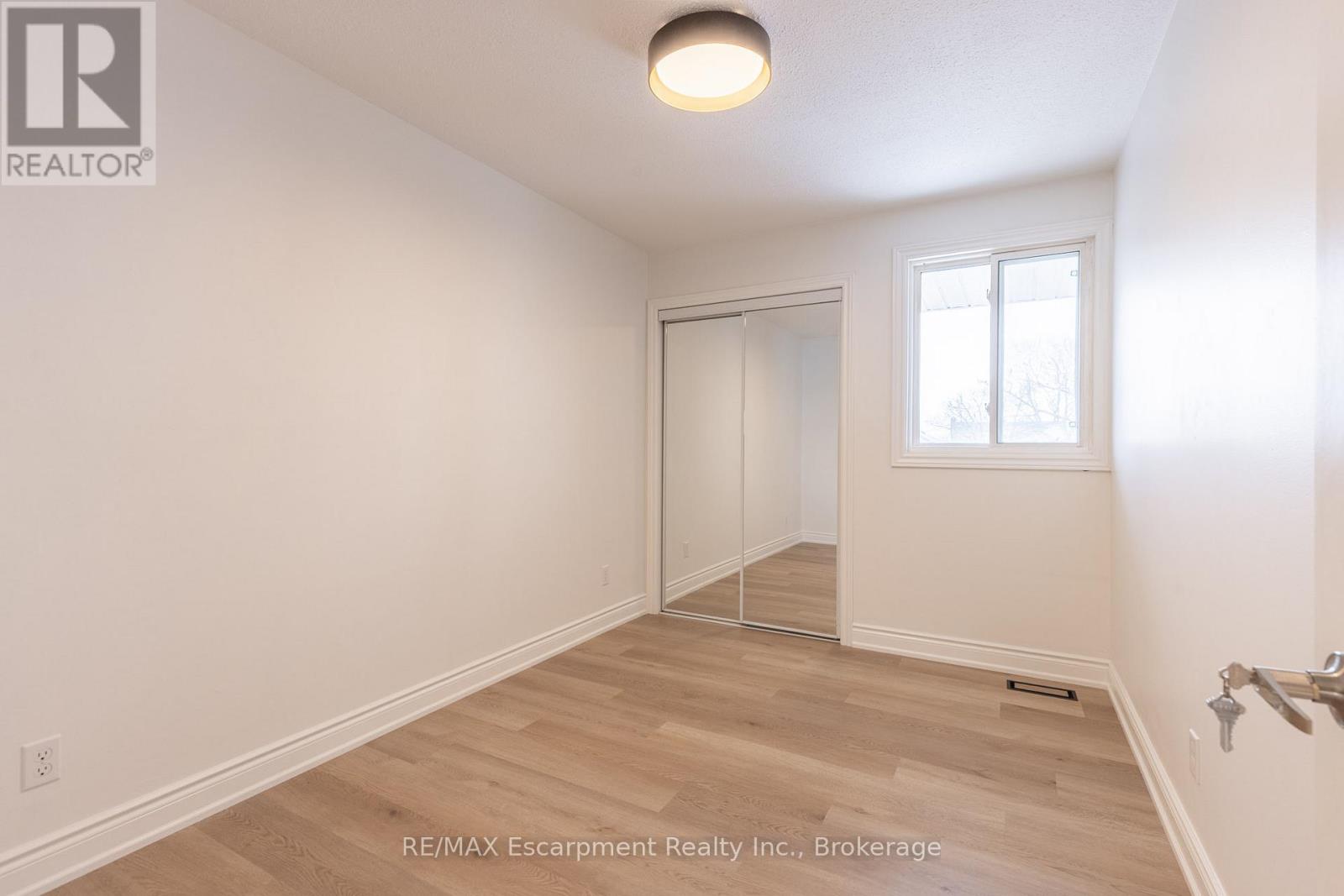 288 - 100 Brownleigh Avenue, Welland, Ontario  L3B 5V8 - Photo 23 - X12606464