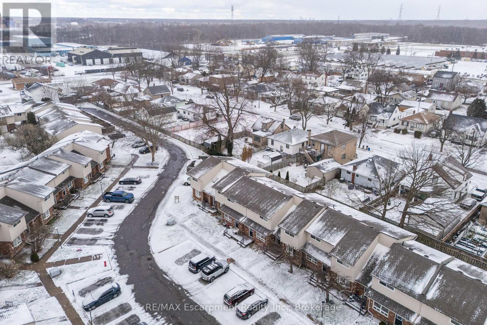 288 - 100 Brownleigh Avenue, Welland, Ontario  L3B 5V8 - Photo 6 - X12606464