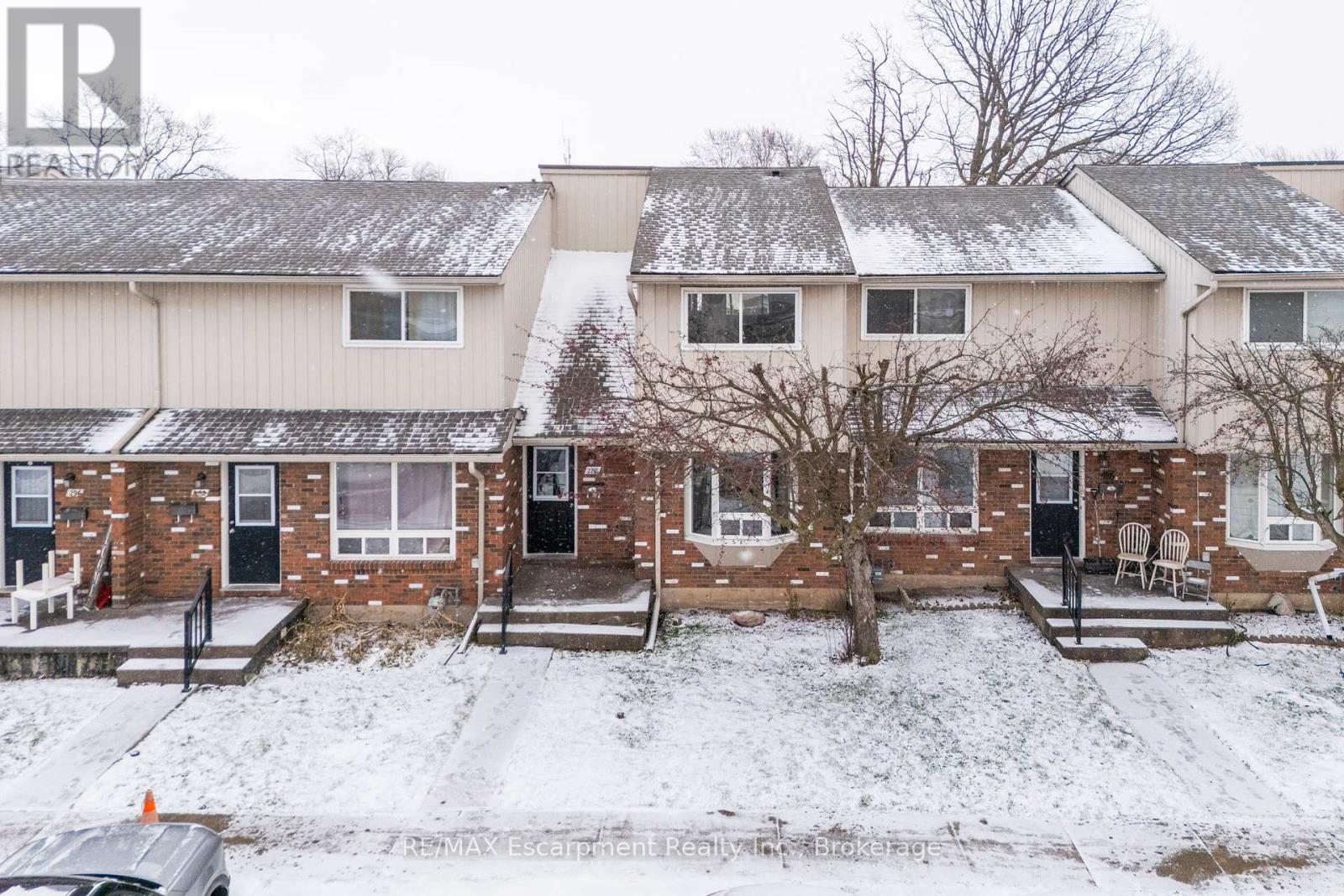 288 - 100 Brownleigh Avenue, Welland, Ontario  L3B 5V8 - Photo 7 - X12606464