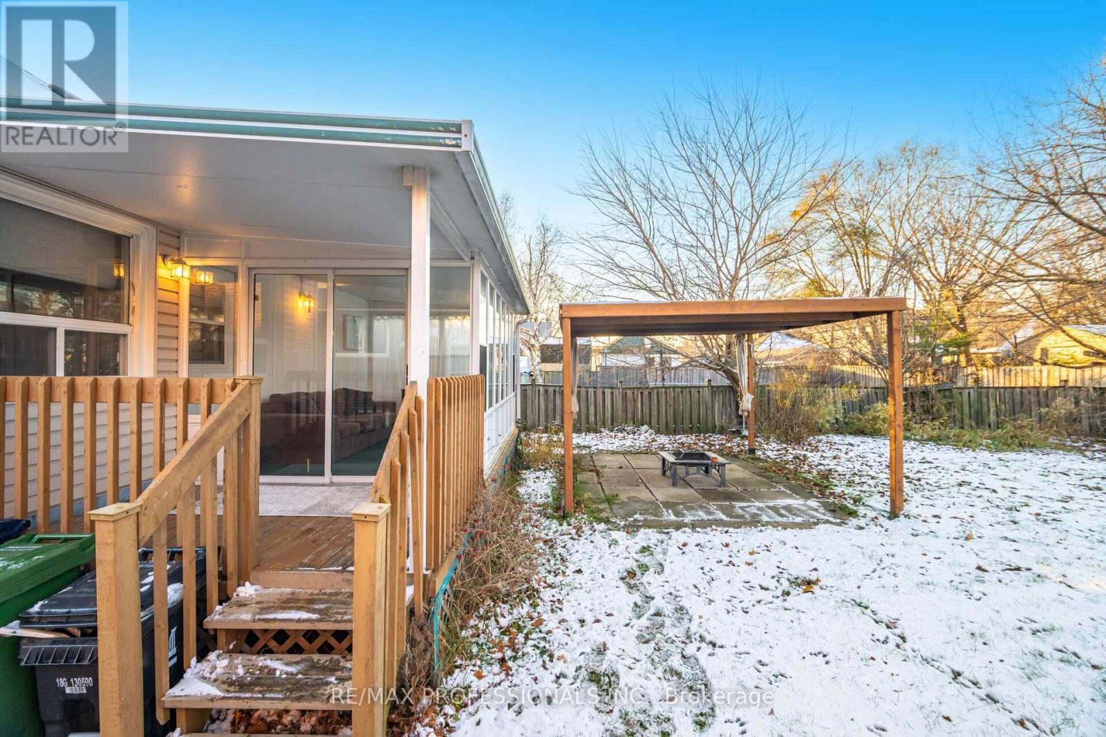 10 Avalon Road, Toronto, Ontario  M8W 2E3 - Photo 30 - W12595472