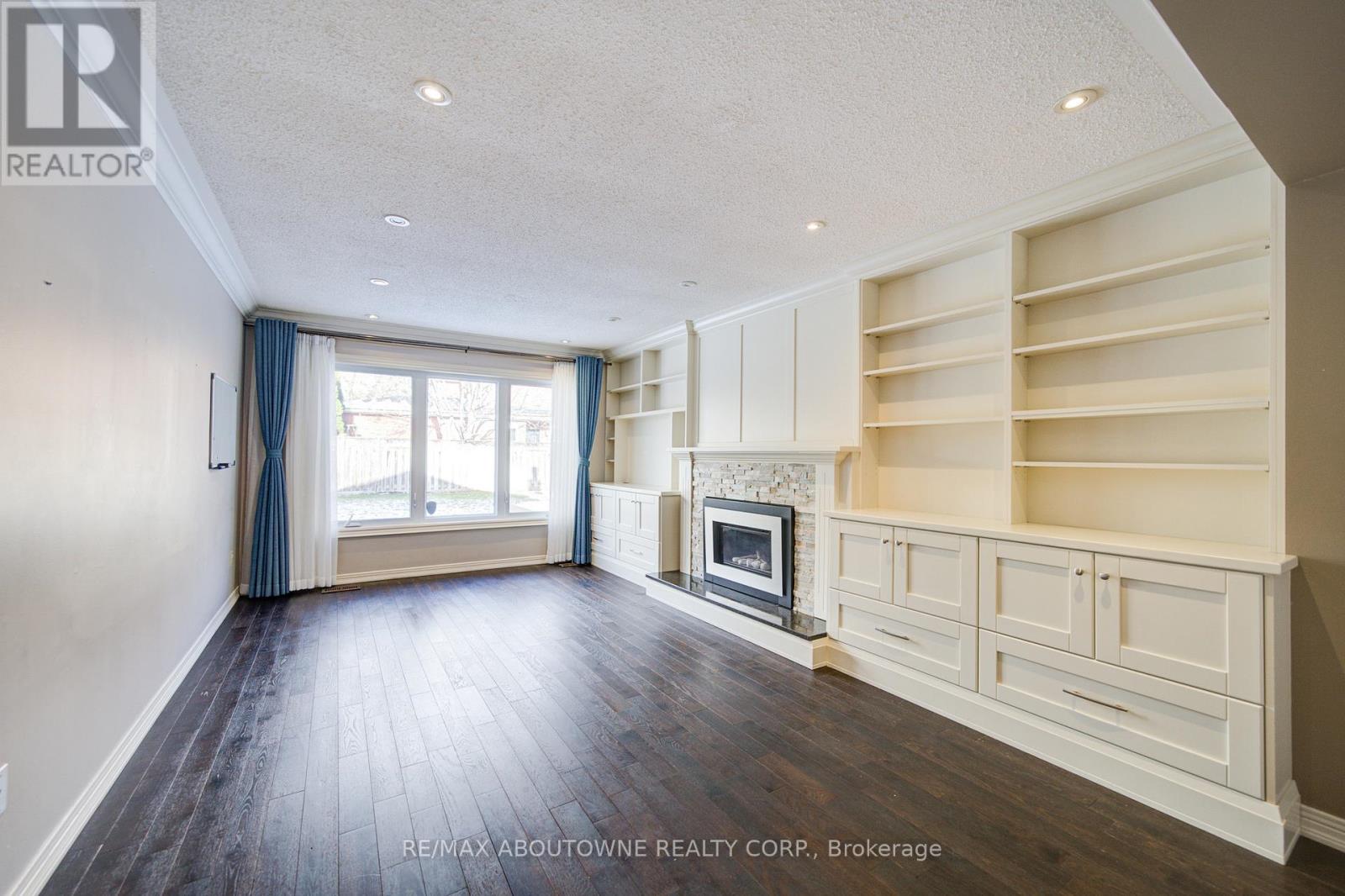 1251 Old Colony Road, Oakville, Ontario  L6M 1K8 - Photo 20 - W12605424