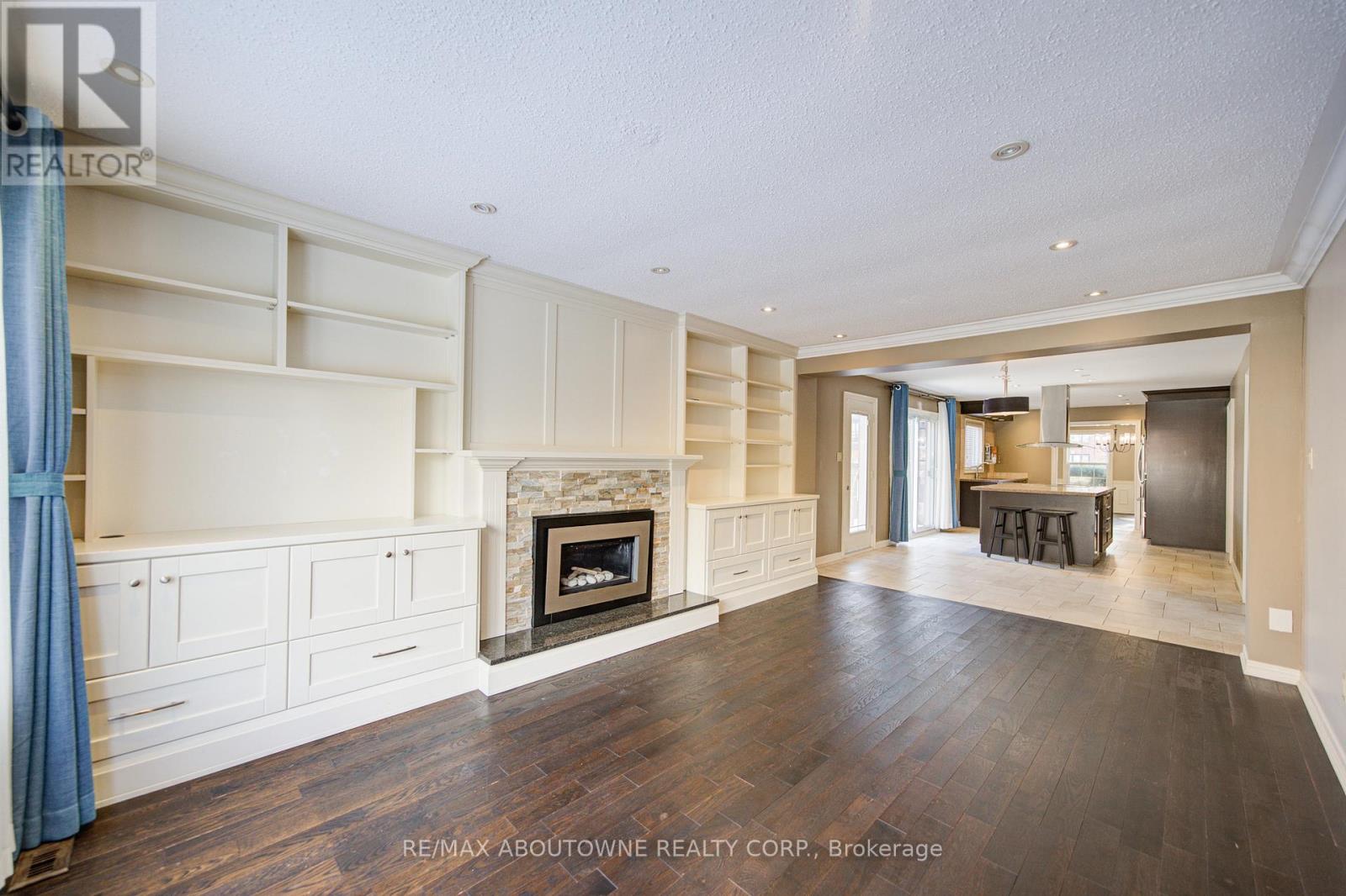 1251 Old Colony Road, Oakville, Ontario  L6M 1K8 - Photo 21 - W12605424