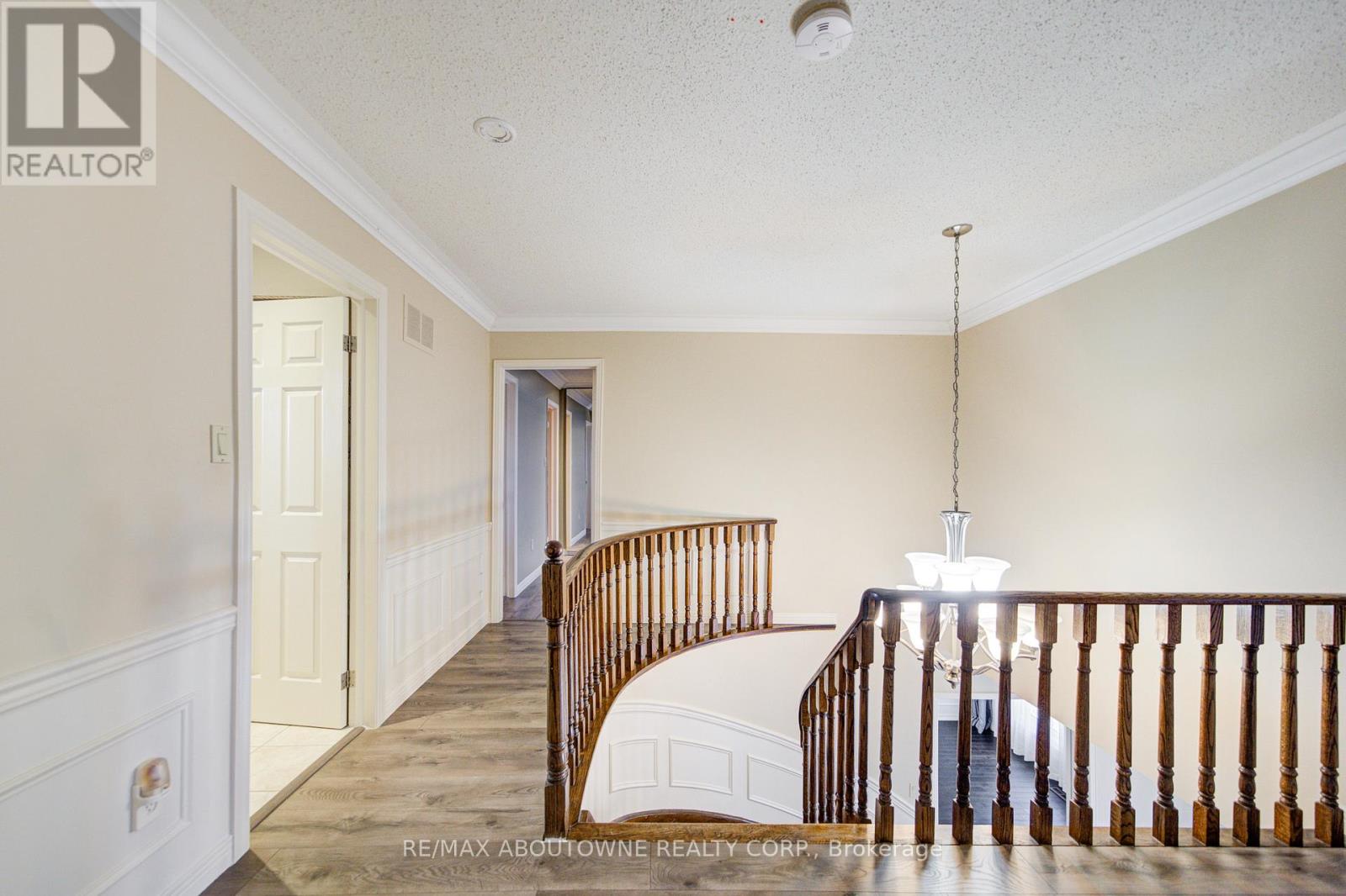 1251 Old Colony Road, Oakville, Ontario  L6M 1K8 - Photo 22 - W12605424