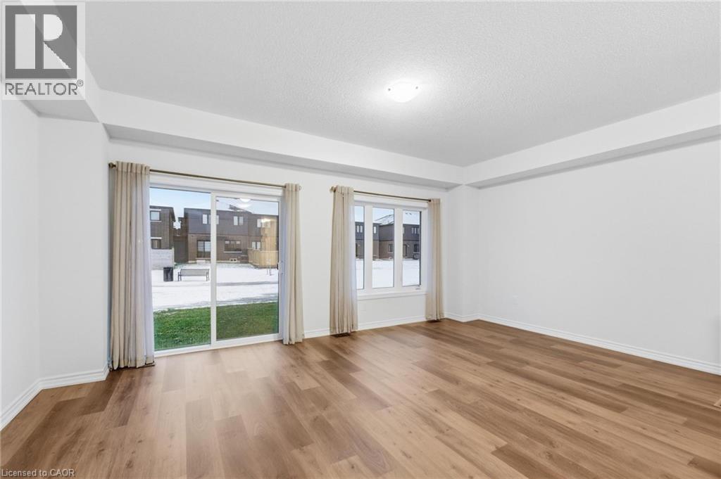 9 Admiral Road, Welland, Ontario  L3B 0H3 - Photo 8 - 40792664