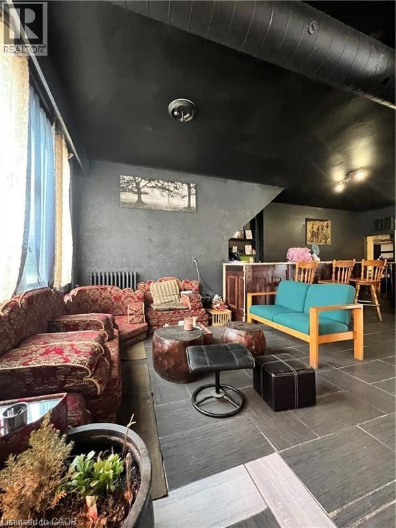 6 Jackson Avenue, Kitchener, Ontario N2H 2N8 - Photo 4 - 40781506