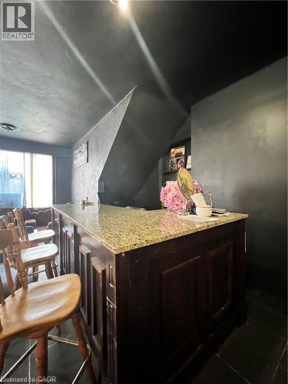 6 Jackson Avenue, Kitchener, Ontario N2H 2N8 - Photo 9 - 40781506