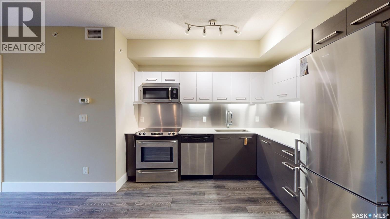 405 409 B Avenue S, Saskatoon, Saskatchewan  S7M 5M8 - Photo 4 - SK024695