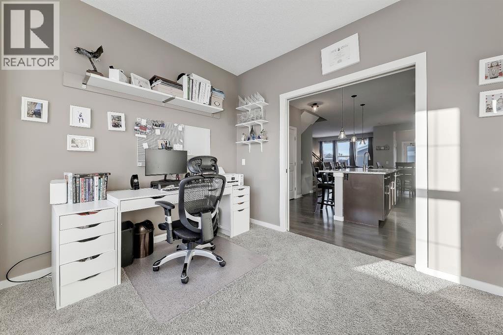 300 Marquis Heights Se, Calgary, Alberta  T3M 1Z9 - Photo 16 - A2273597