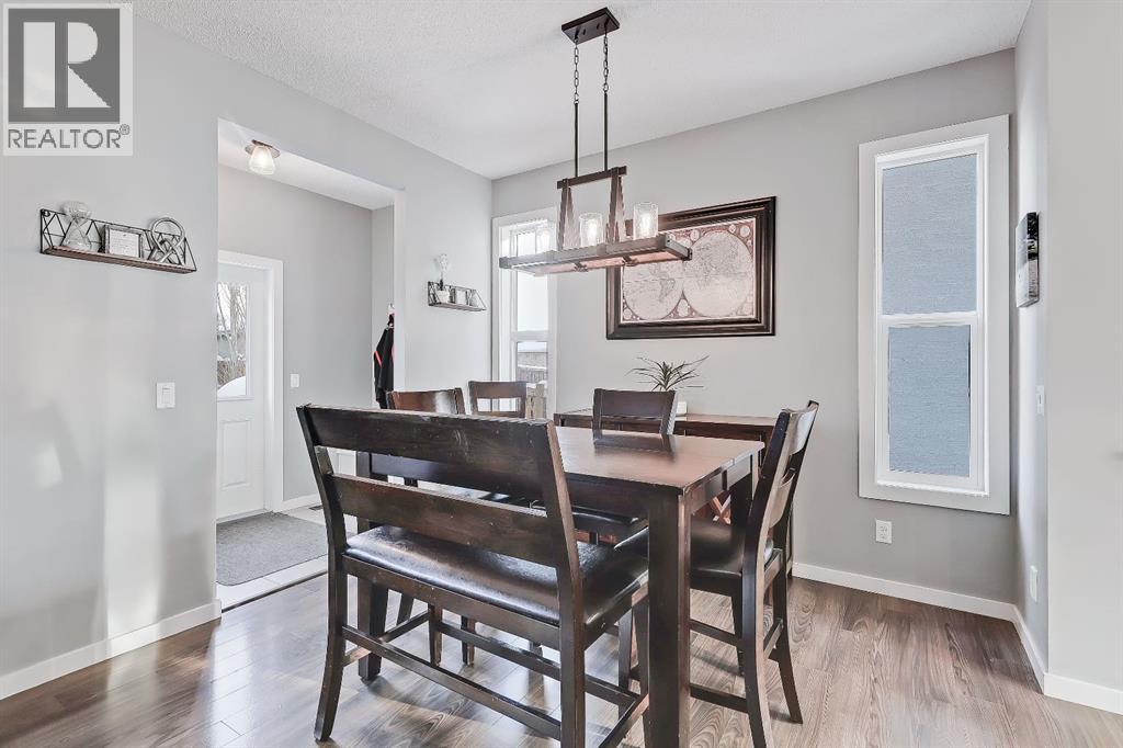 300 Marquis Heights Se, Calgary, Alberta  T3M 1Z9 - Photo 11 - A2273597