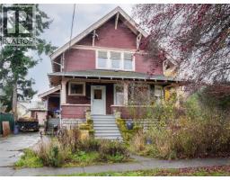 1015 Empress Ave Central Park