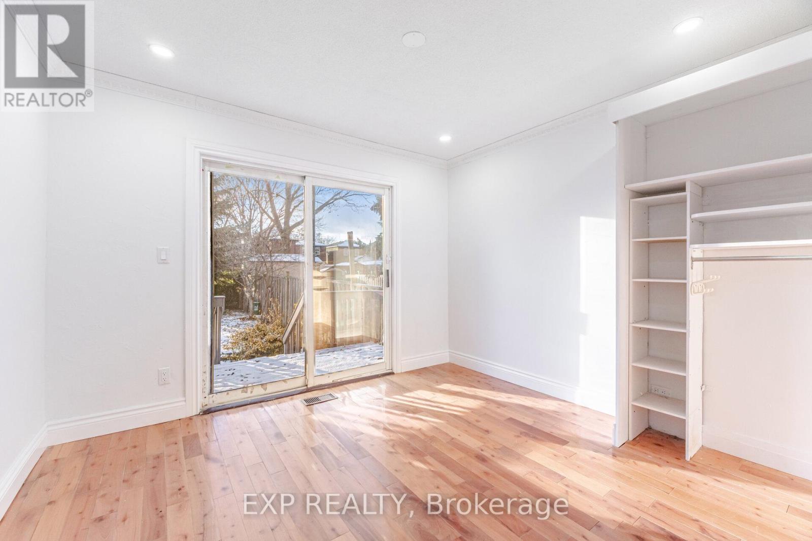 132 Barrington Avenue, Toronto, Ontario  M4C 4Z2 - Photo 19 - E12606456