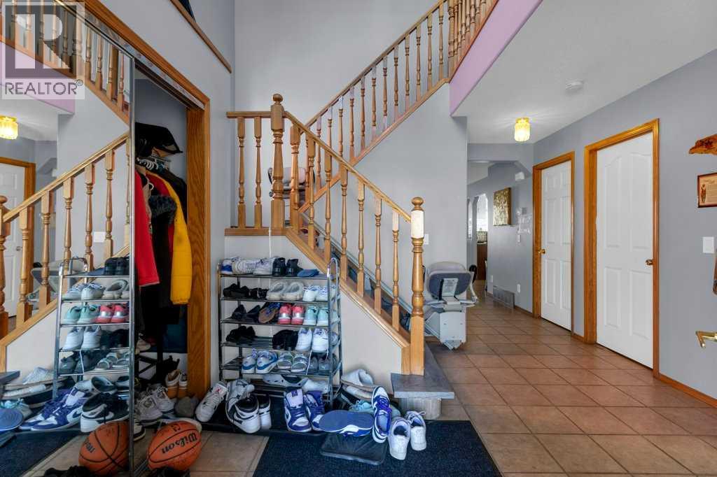 442 Saddlecreek Way Ne, Calgary, Alberta  T3J 4V5 - Photo 4 - A2253905