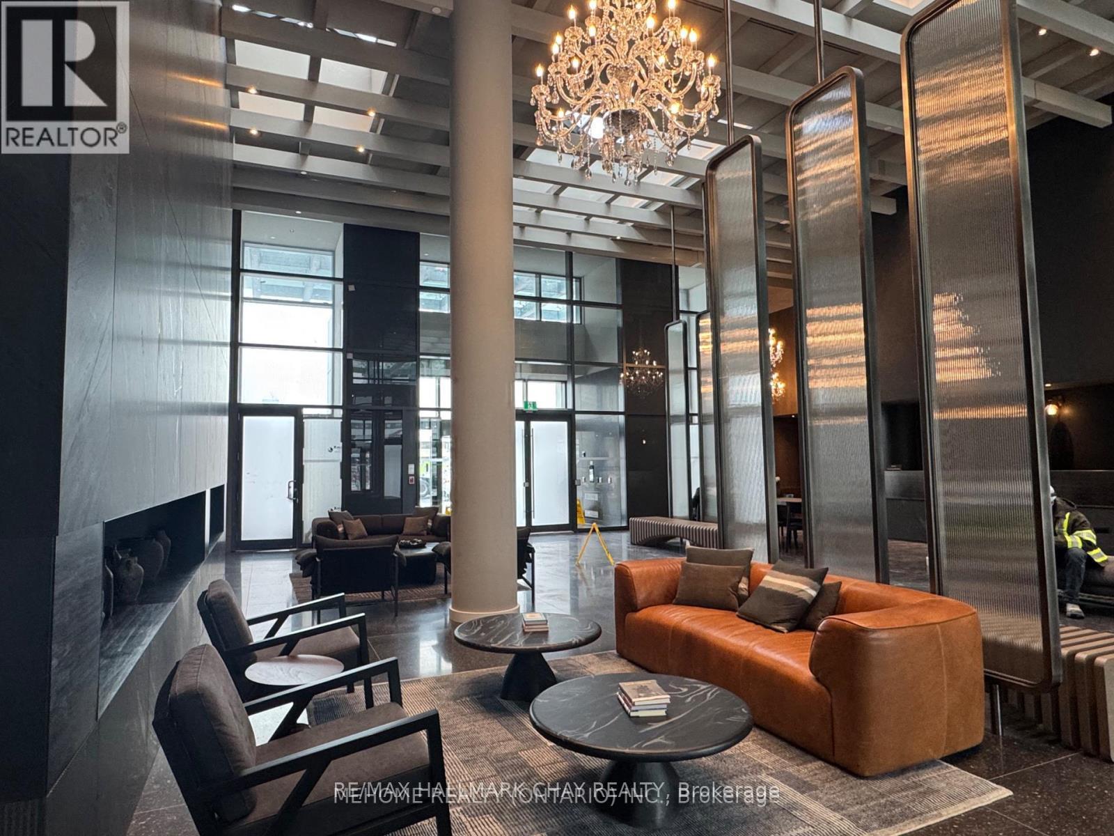 3605 Building C - 8 Interchange Way, Vaughan, Ontario  L4K 5Z7 - Photo 3 - N12606466