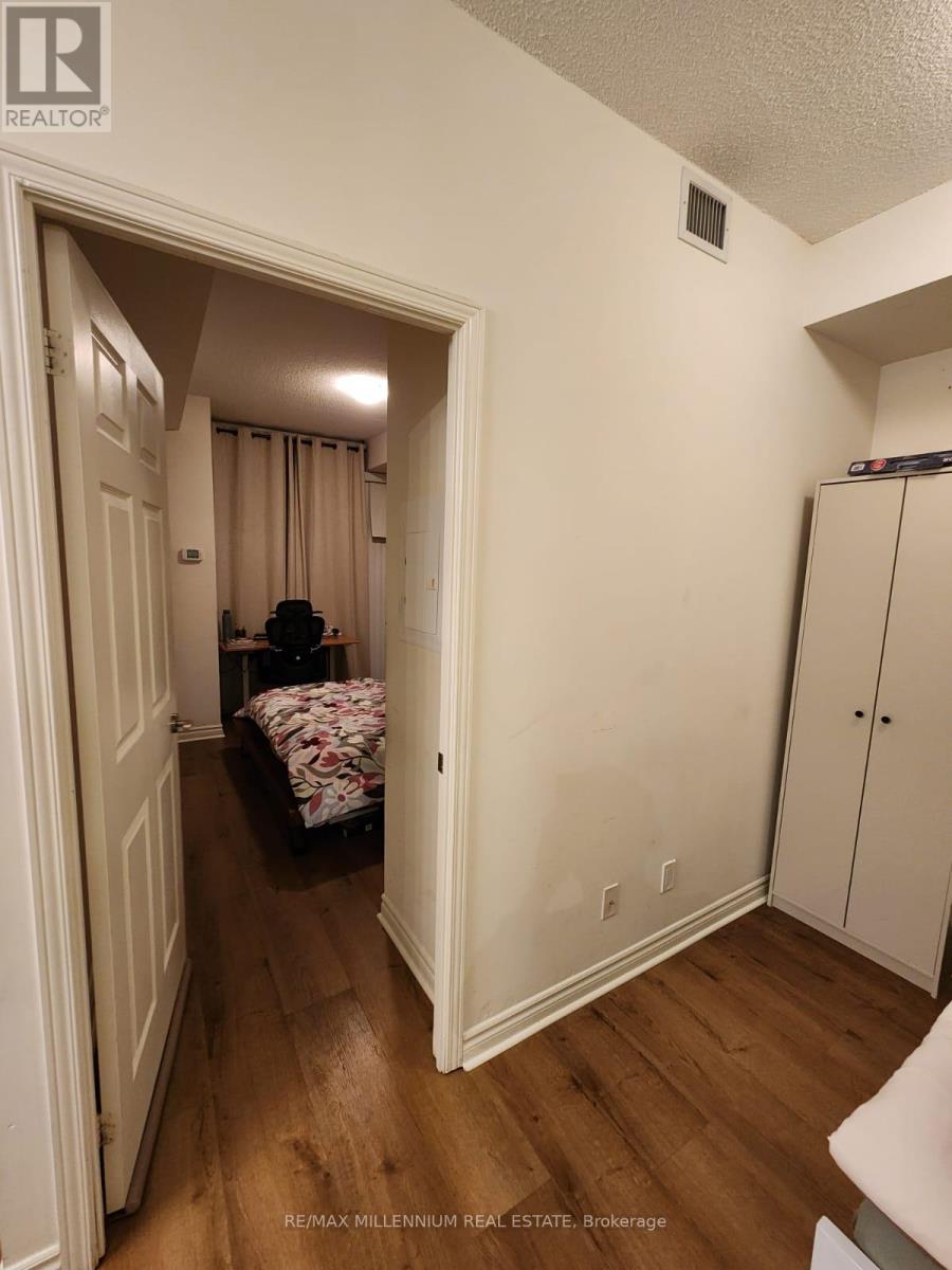 607 - 339 Rathburn Road W, Mississauga, Ontario  L5B 0K6 - Photo 18 - W12606412