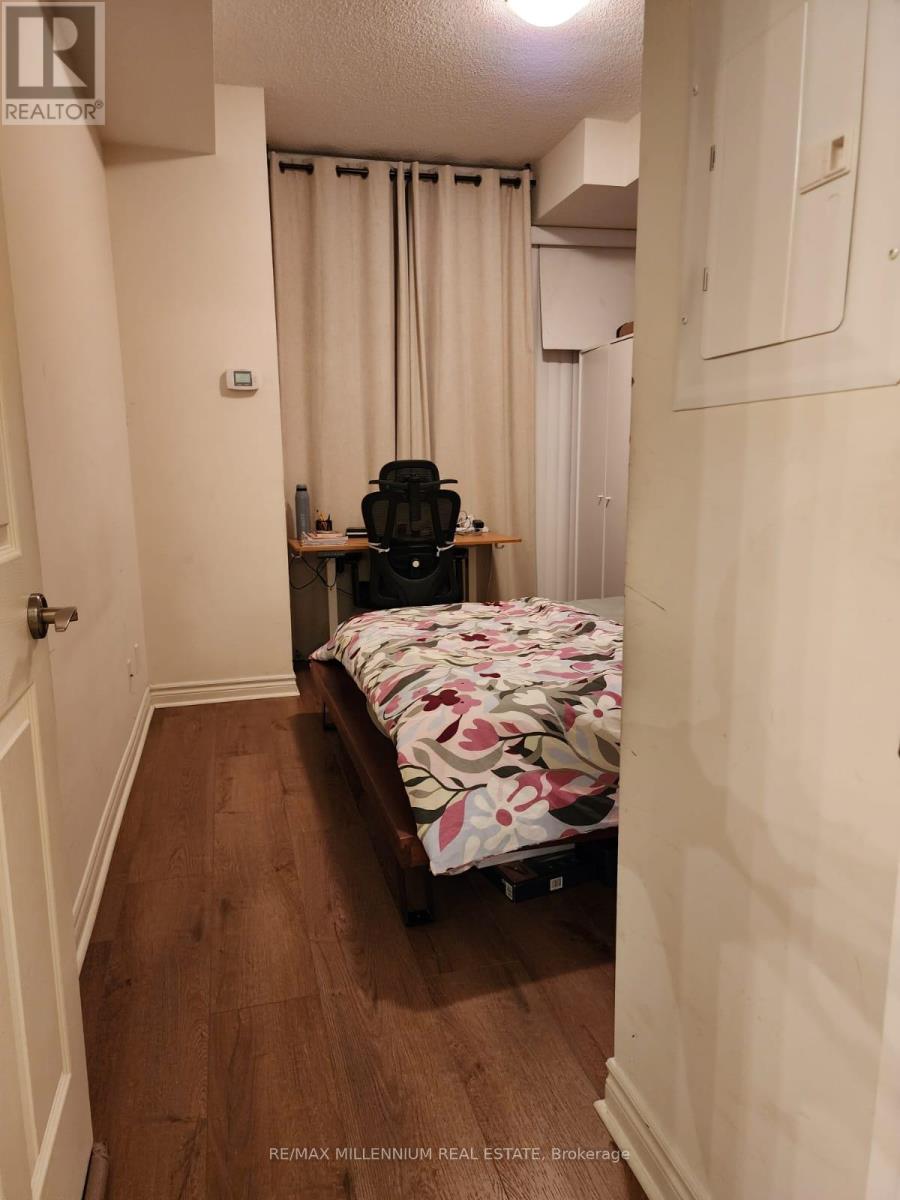 607 - 339 Rathburn Road W, Mississauga, Ontario  L5B 0K6 - Photo 24 - W12606412