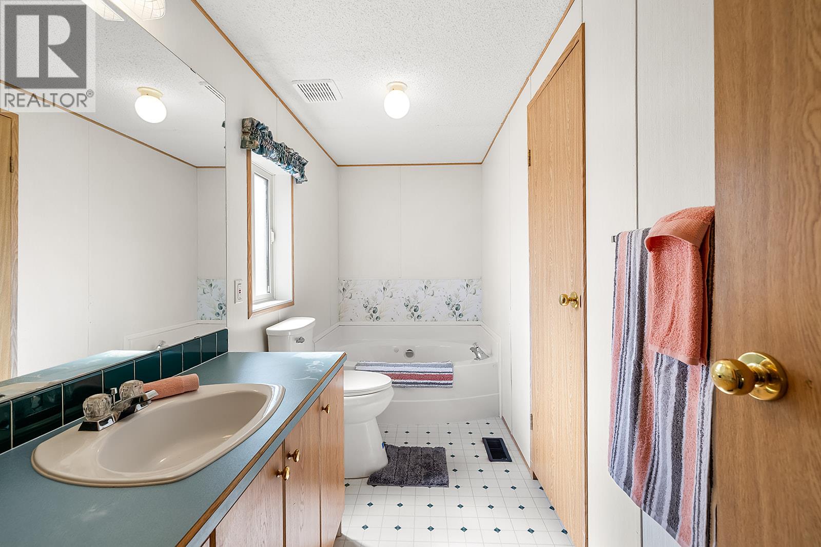 9145 Cascade Street, Elko, British Columbia  V0B 1T3 - Photo 25 - 10370745