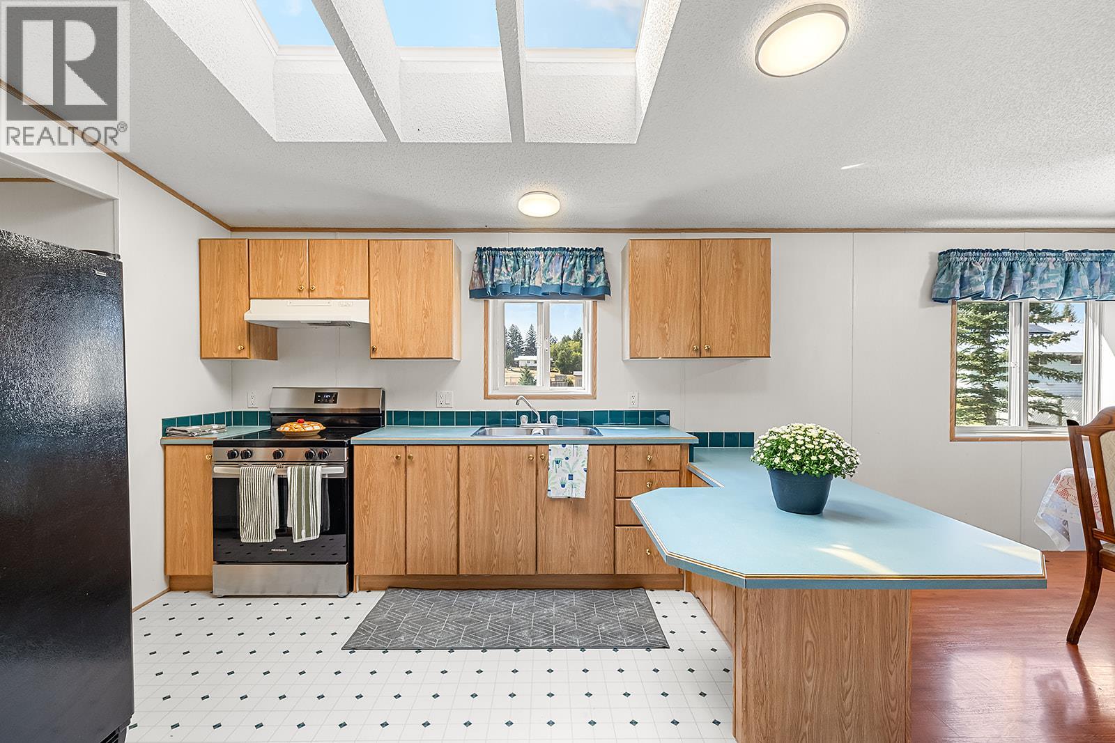 9145 Cascade Street, Elko, British Columbia  V0B 1T3 - Photo 35 - 10370745