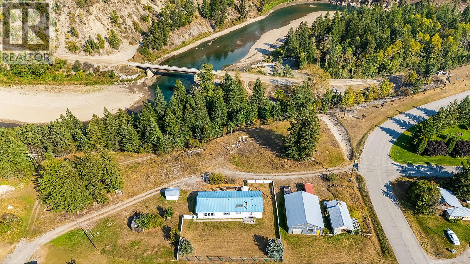 9145 Cascade Street, Elko, British Columbia  V0B 1T3 - Photo 59 - 10370745