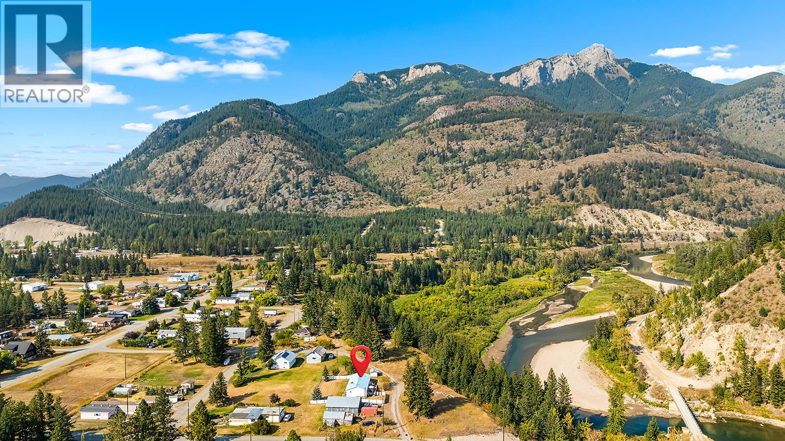 9145 Cascade Street, Elko, British Columbia  V0B 1T3 - Photo 7 - 10370745