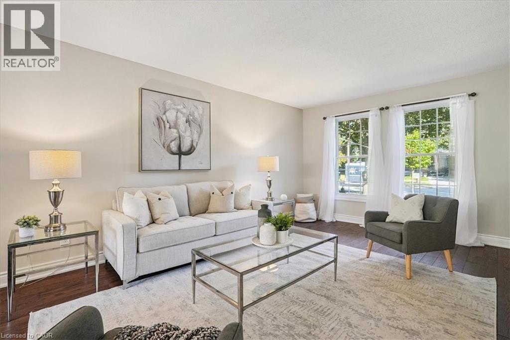 41 Steen Drive, Mississauga, Ontario L5N 2V3 - Photo 2 - 40774261