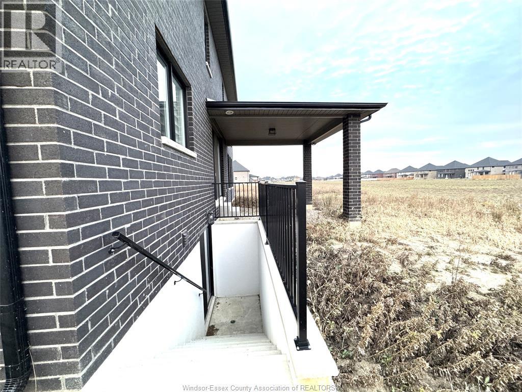 535 Veneto Street, Lakeshore, Ontario  N8L 0K4 - Photo 43 - 25030835