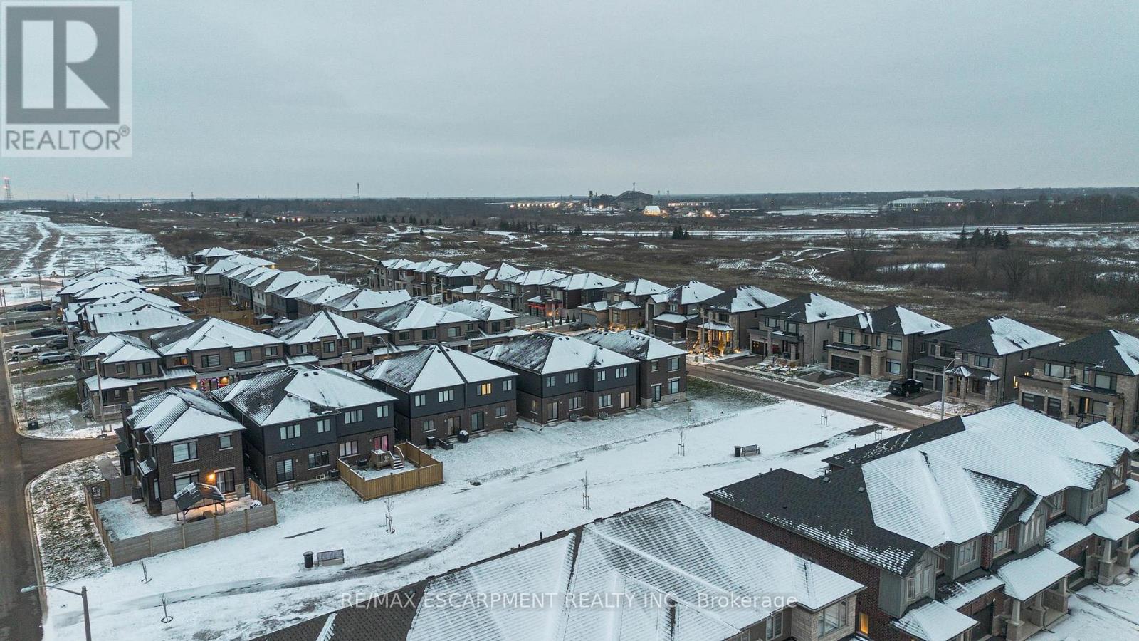 9 Admiral Road, Welland, Ontario  L3B 0H3 - Photo 40 - X12606424