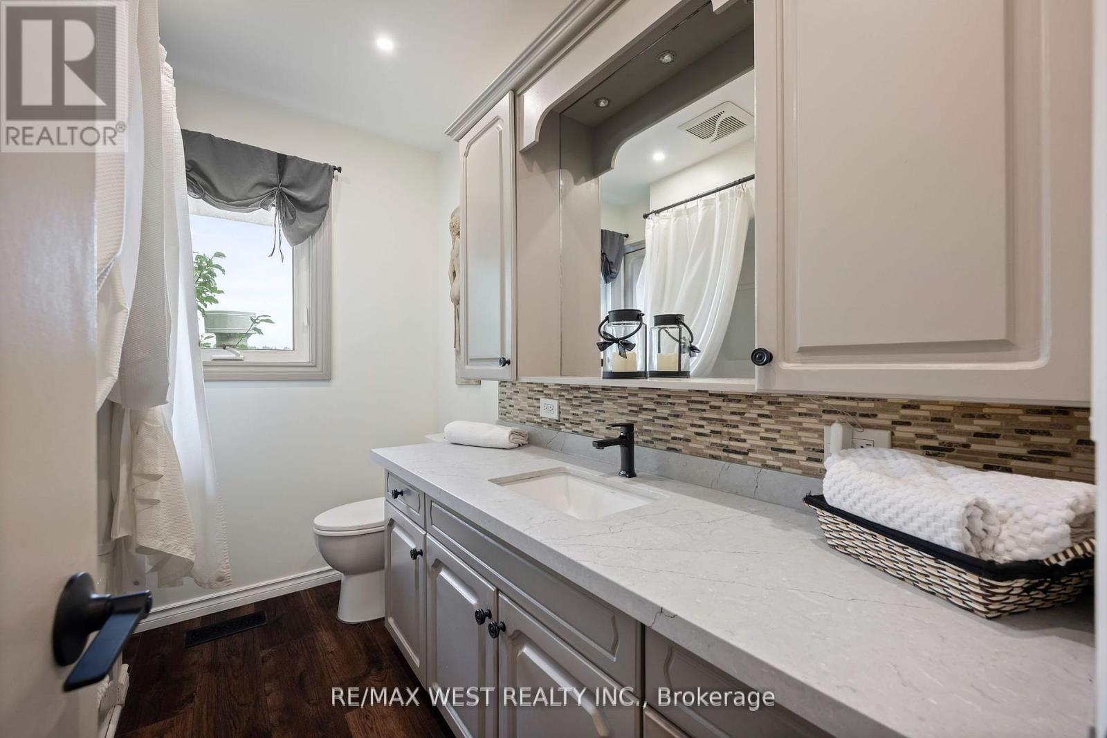 246044 County Rd 16 Road, Mono, Ontario  L9W 6K2 - Photo 13 - X12606492