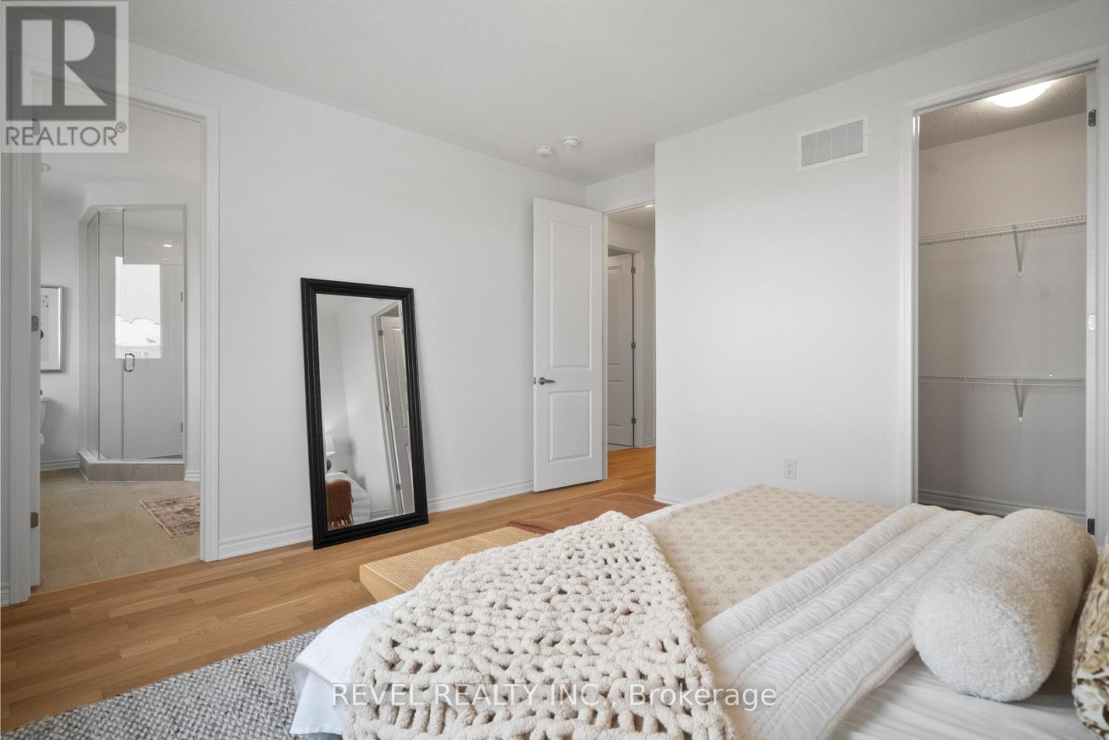 1545 Rothbury Crescent, Milton, Ontario  L9T 7E9 - Photo 16 - W12606348