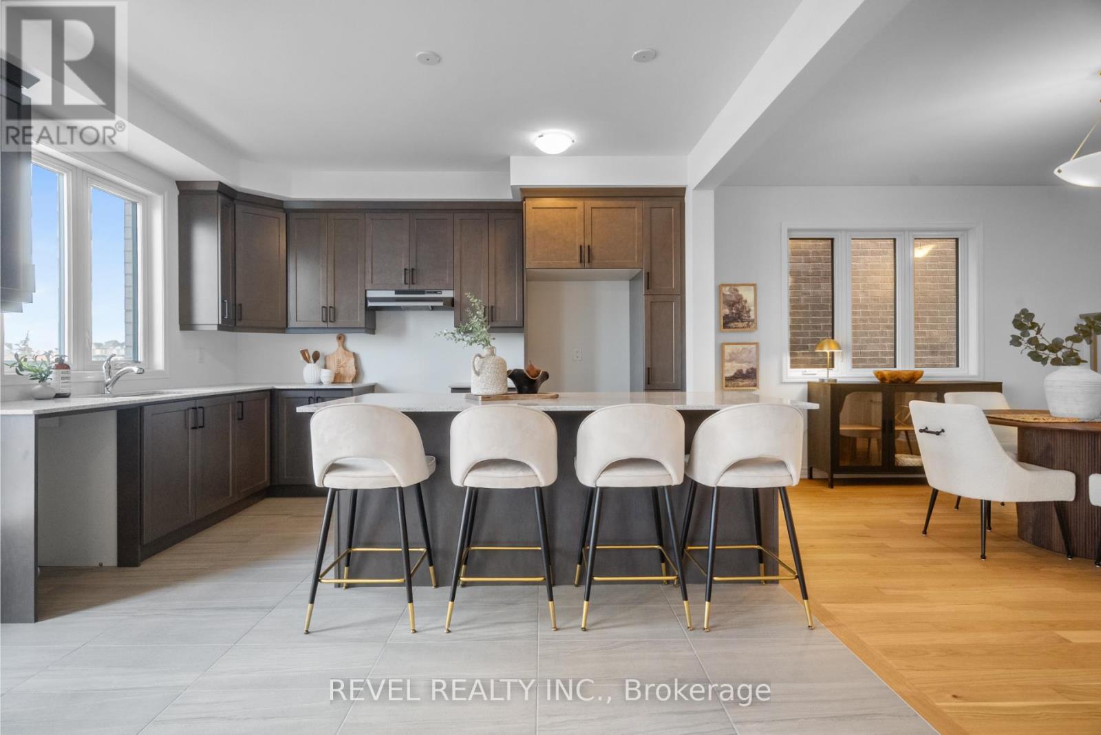 1545 Rothbury Crescent, Milton, Ontario  L9T 7E9 - Photo 9 - W12606348