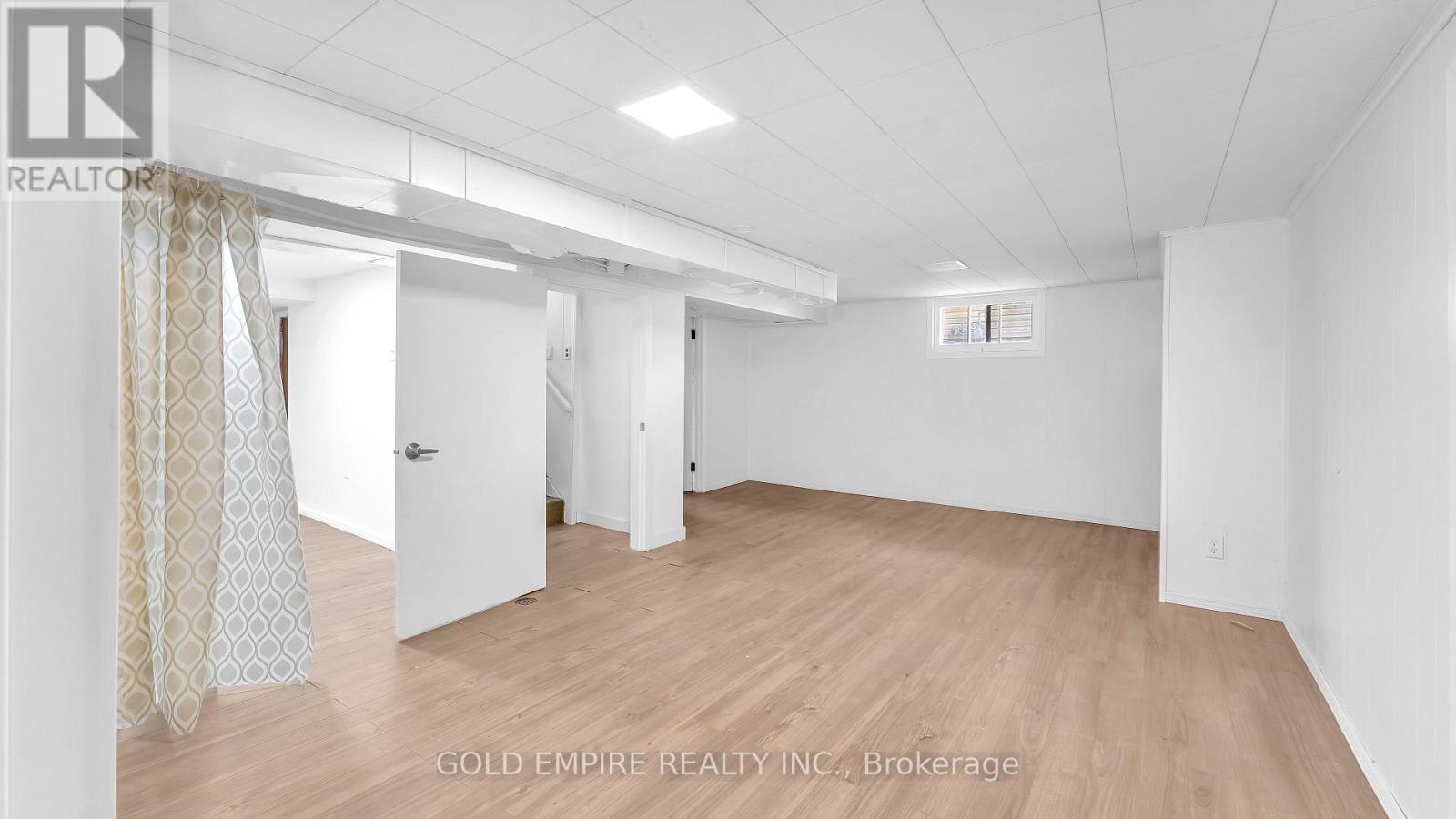 157 Chestnut Street, St. Thomas, Ontario  N5R 2B3 - Photo 16 - X12606524