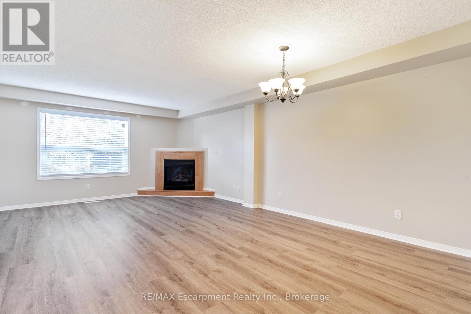 12 - 1550 Reeves Gate, Oakville, Ontario  L6M 3J3 - Photo 7 - W12606512