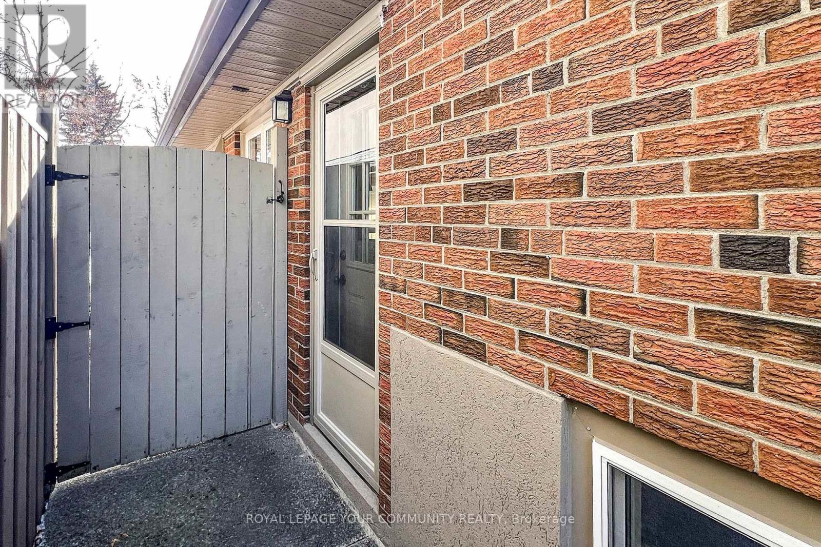 67 Fred Varley Drive, Markham, Ontario L3R 1S6 - Photo 48 - N12605146