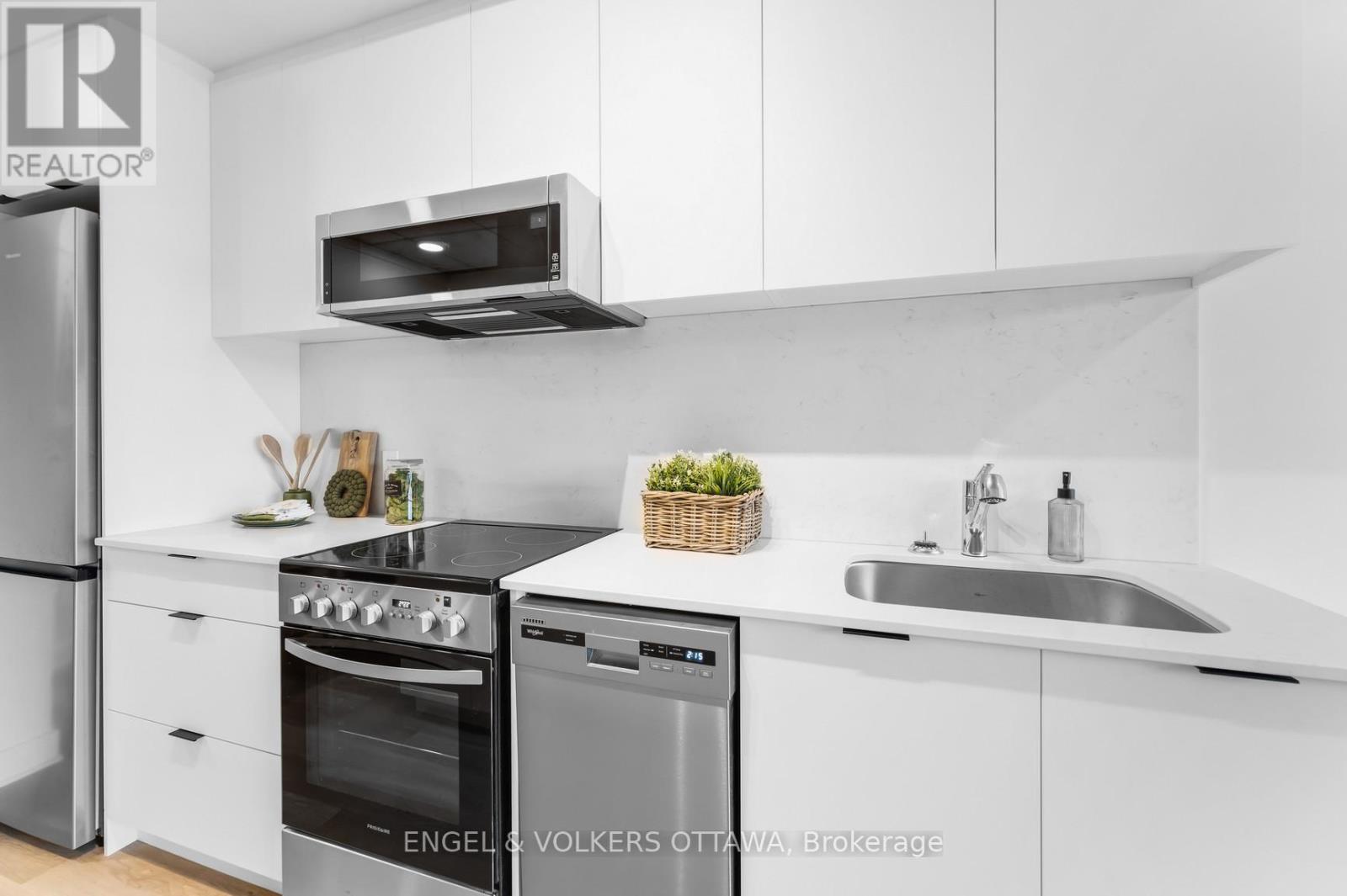 A701 - 1655 Carling Avenue, Ottawa, Ontario  K2A 4H9 - Photo 3 - X12535332