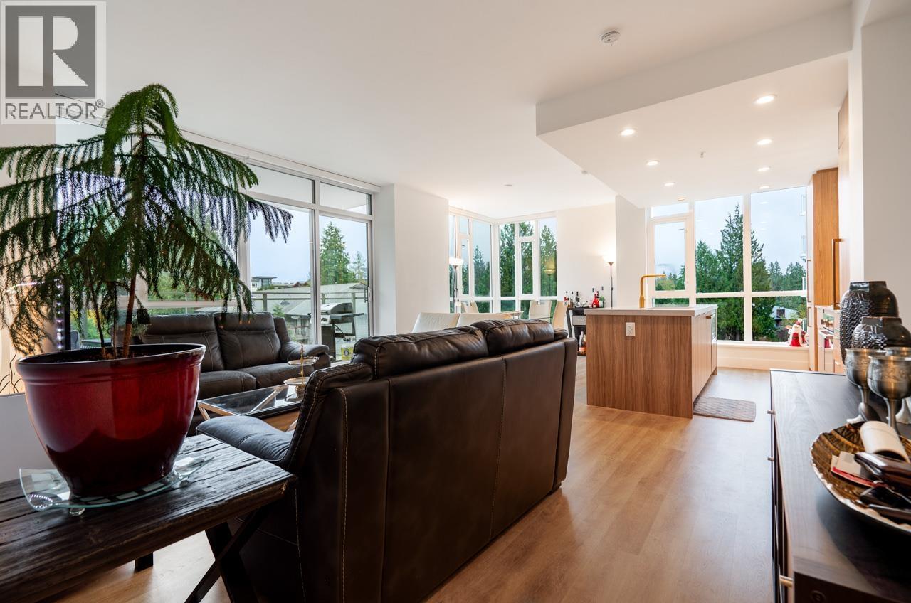 303 2375 Emery Court, North Vancouver, British Columbia  V7J 0E8 - Photo 11 - R3072564