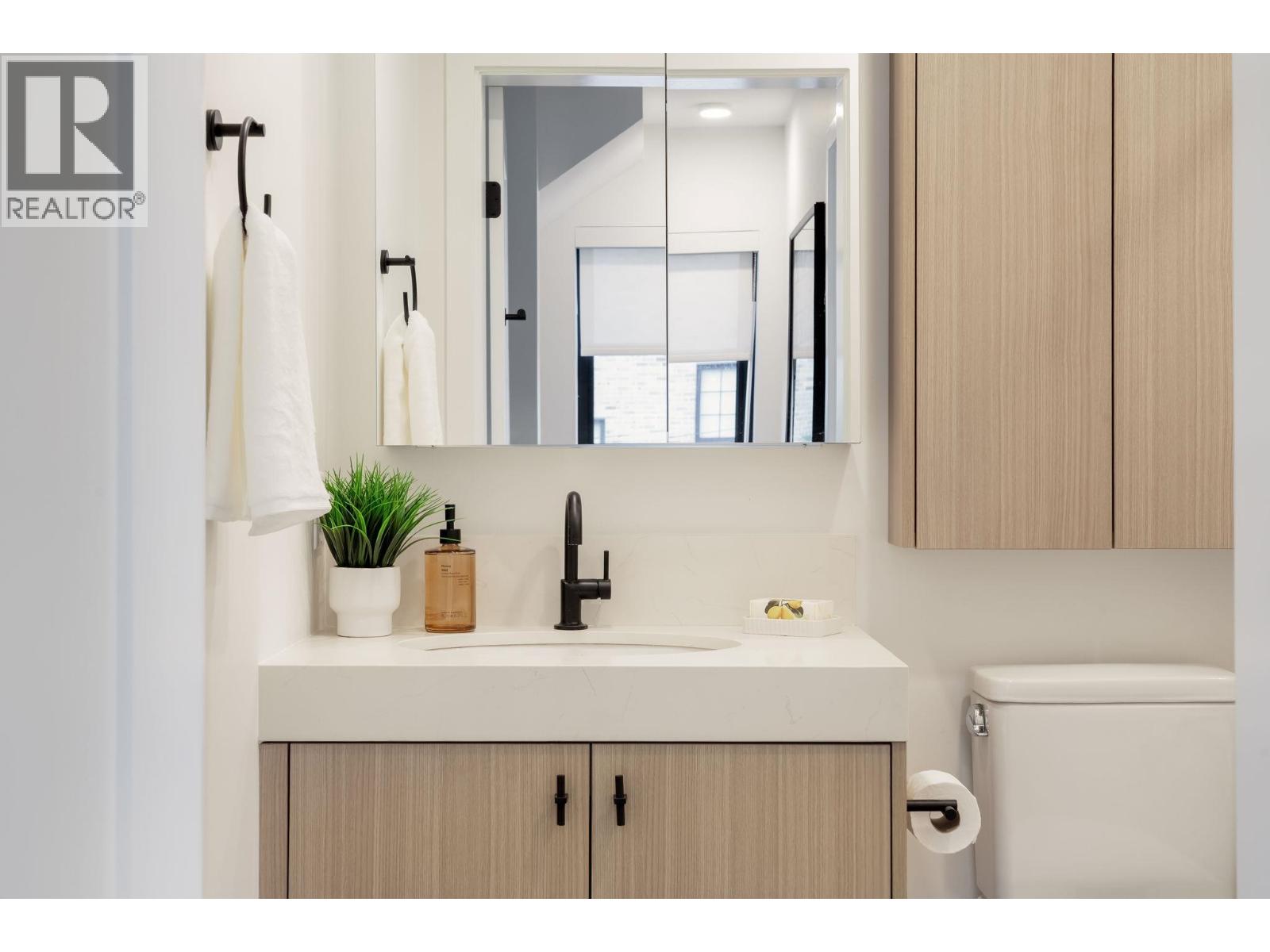 197 W King Edward Ave Street, Vancouver, British Columbia  V5Y 4B4 - Photo 26 - R3072547